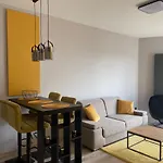 Elegance Yellow W Let's Sea Basen&spa *