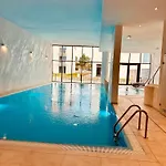Apartmán Elegance Yellow W Let's Sea Basen&spa