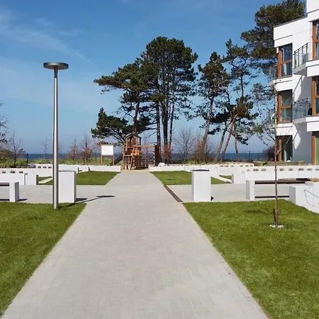 Apartment Elegance Yellow W Let's Sea Basen&spa *