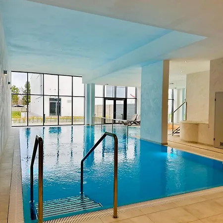 Elegance Yellow W Let's Sea Basen&spa Διαμέρισμα