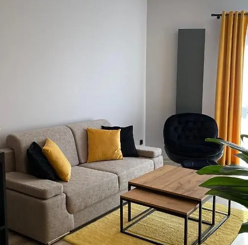 Apartamento Elegance Yellow W Let's Sea Basen&spa Gąski
