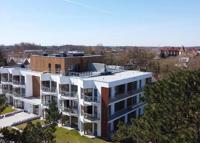 Elegance Yellow W Let's Sea Basen&spa Gąski